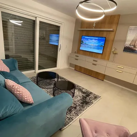 Apartment Modern Town